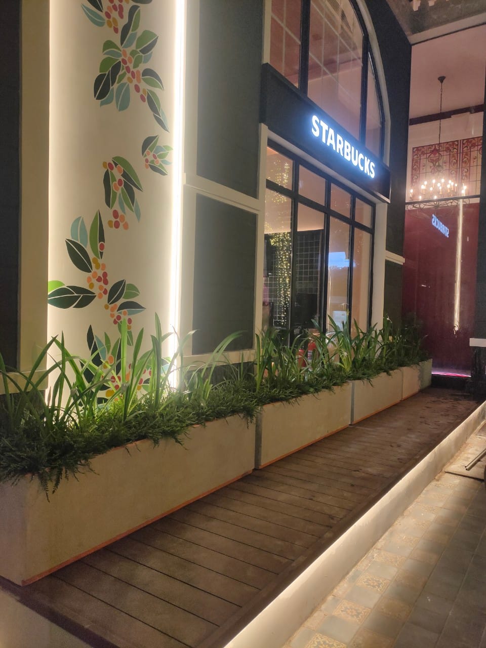 StarBucks Kim Long Villa — ảnh 5